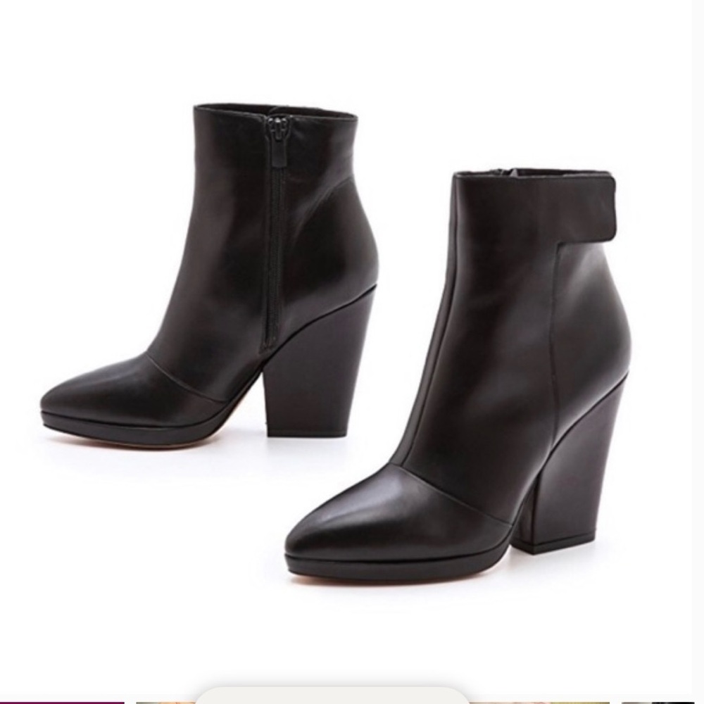 VINCE LOUISA ANKLE BLACK BOOT SIZE 9.5